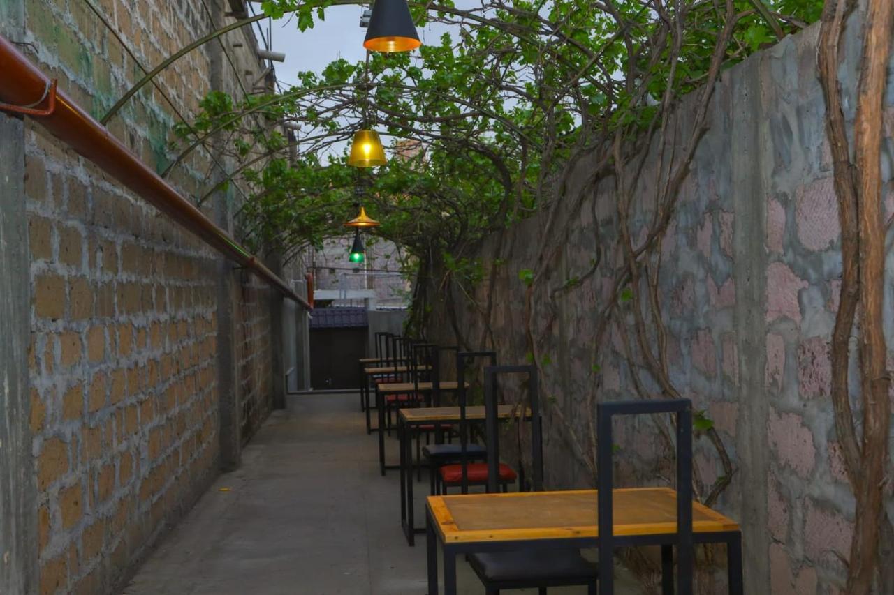 Hostel Puzzle Space Erywań Zewnętrze zdjęcie