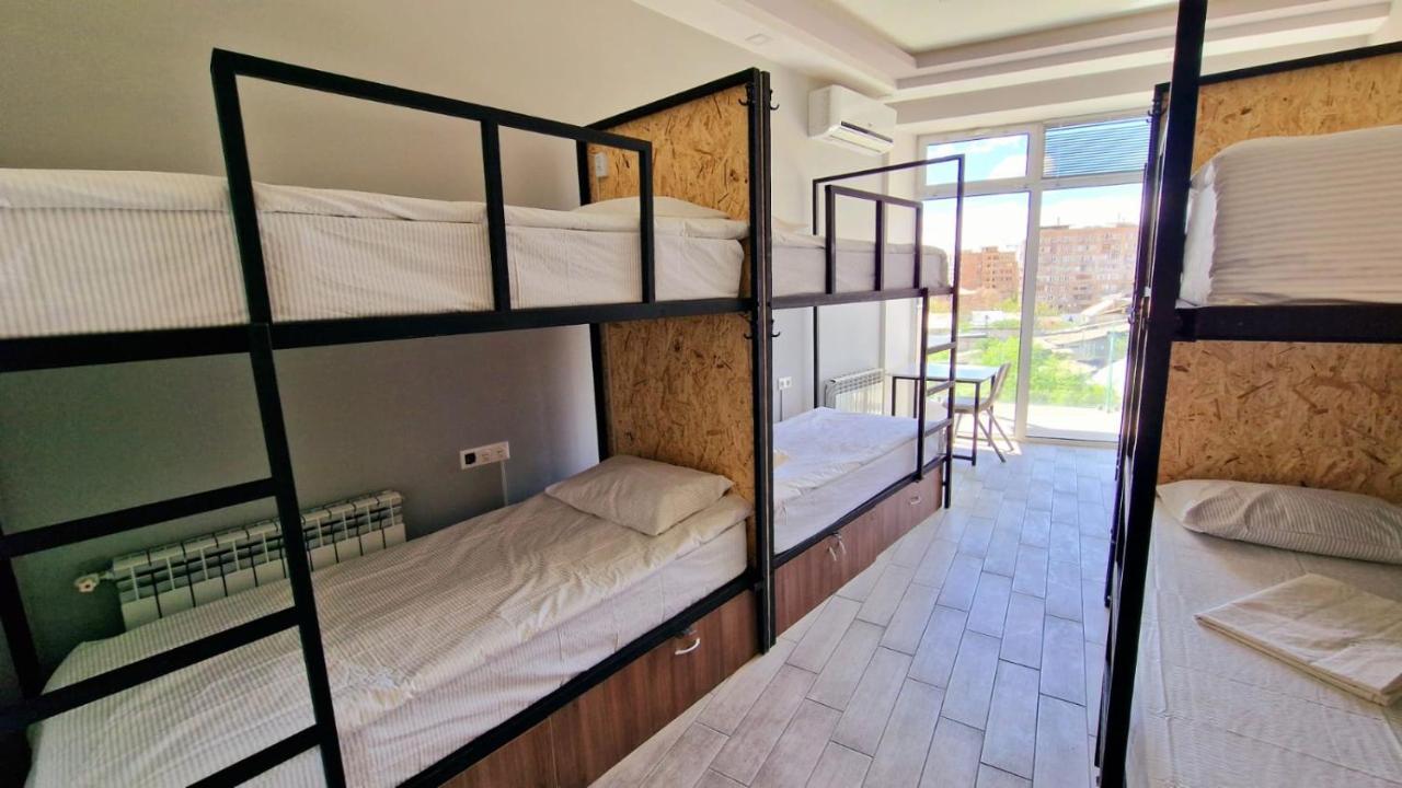 Hostel Puzzle Space Erywań Zewnętrze zdjęcie