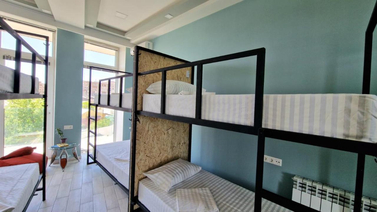 Hostel Puzzle Space Erywań Zewnętrze zdjęcie