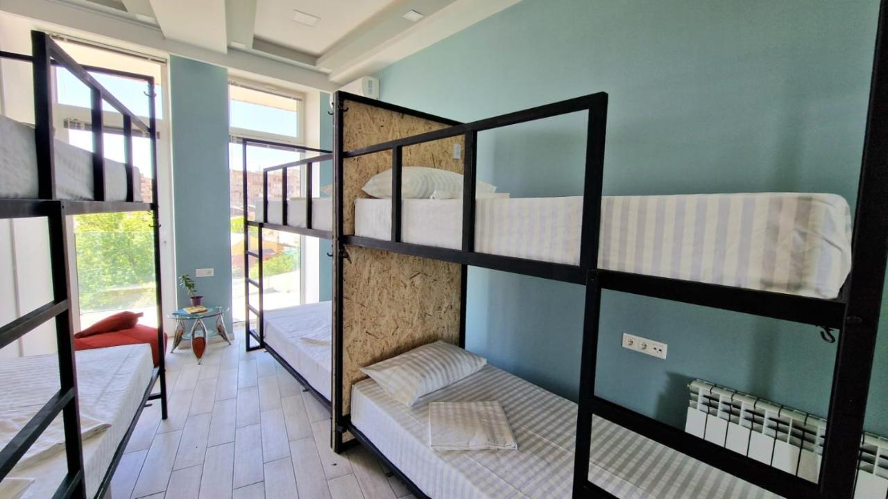 Hostel Puzzle Space Erywań Zewnętrze zdjęcie
